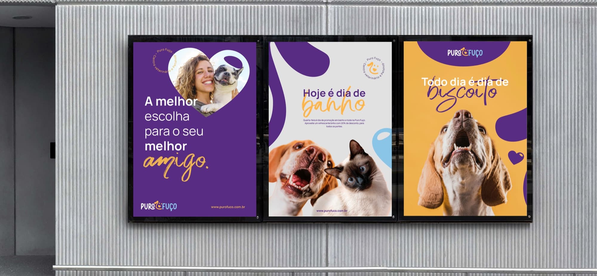 Cartazes da Puro Fuço em painel de rua